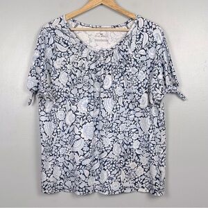 Talbots 100% Pima cotton blue & white floral tie sleeve blouse top, large.